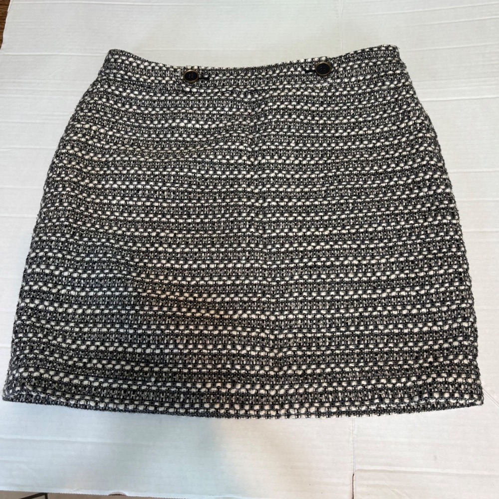 Ann Taylor LOFT Tweed Skirt Women 4P Black White NWOT Wool Blend Mini 161-291133